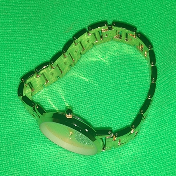 Gold Watch - Picture 3 of 3